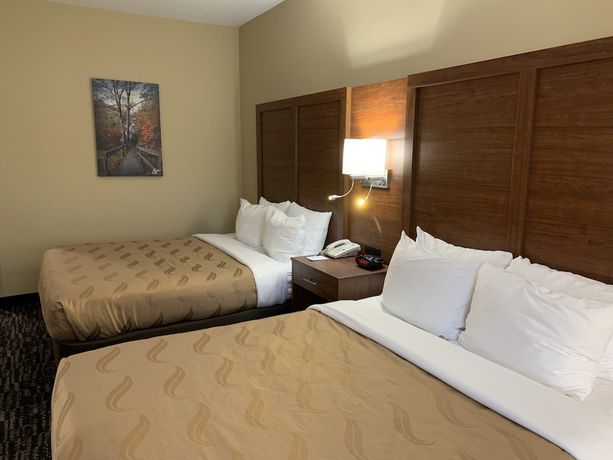 Imagen de la habitación del Hotel Quality Inn and Suites Hendersonville - Flat Rock. Foto 5