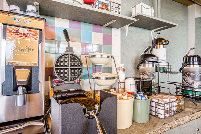 Imagen del bar/restaurante del Hotel Quality Inn and Suites Hermosa Beach. Foto 3