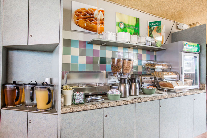 Imagen del bar/restaurante del Hotel Quality Inn and Suites Hermosa Beach. Foto 4