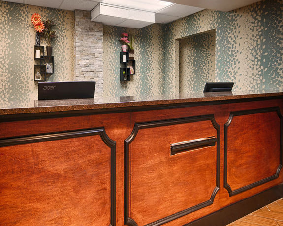 Imagen de los interiores del Hotel Quality Inn and Suites Huntsville Research Park Area. Foto 11