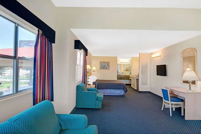 Imagen de la piscina del Hotel Quality Inn and Suites I-10 near Fiesta Texas. Foto 16
