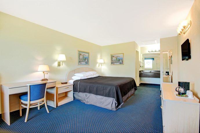 Imagen de la habitación del Hotel Quality Inn and Suites I-10 near Fiesta Texas. Foto 8