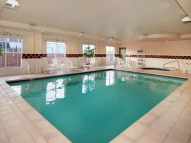 Imagen general del Hotel Quality Inn and Suites I-35 E / Walnut Hill. Foto 3