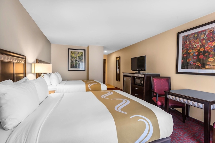 Imagen de la habitación del Hotel Quality Inn and Suites Irvine Spectrum. Foto 10