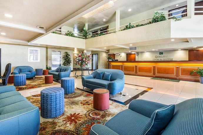 Imagen de los interiores del Hotel Quality Inn and Suites Irvine Spectrum. Foto 19
