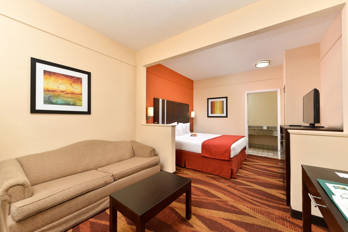 Imagen de los interiores del Hotel Quality Inn and Suites Jacksonville-baymeadows. Foto 12