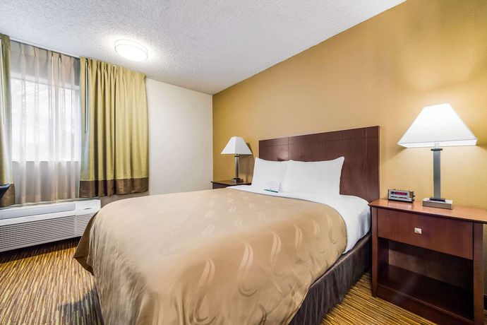 Imagen de la habitación del Hotel Quality Inn and Suites Lacey Olympia. Foto 2