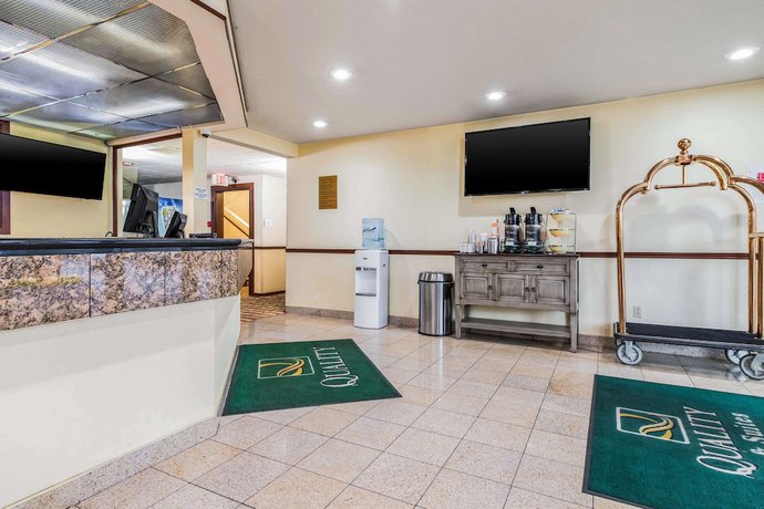 Imagen de los interiores del Hotel Quality Inn and Suites Lacey Olympia. Foto 17