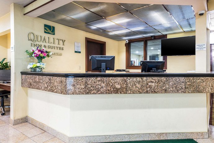 Imagen de los interiores del Hotel Quality Inn and Suites Lacey Olympia. Foto 18