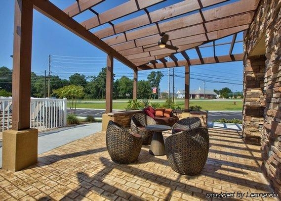 Imagen general del Hotel Quality Inn and Suites Lafayette. Foto 11