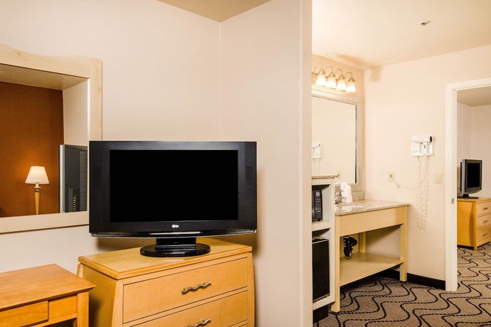 Imagen de la habitación del Hotel Quality Inn and Suites Lathrop - South Stockton. Foto 10