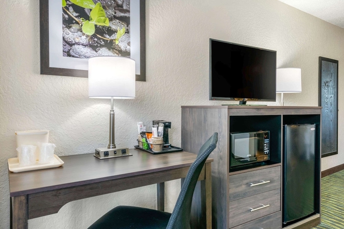 Imagen de la habitación del Hotel Quality Inn and Suites Leesburg Chain Of Lakes. Foto 3