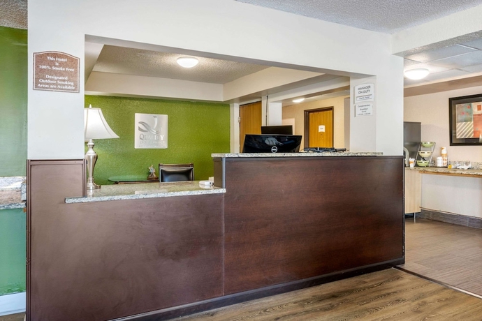 Imagen de los interiores del Hotel Quality Inn and Suites Leesburg Chain Of Lakes. Foto 19