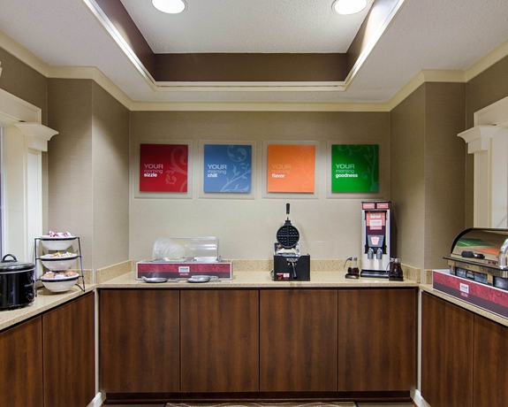 Imagen del bar/restaurante del Hotel Quality Inn and Suites Little Rock West. Foto 4