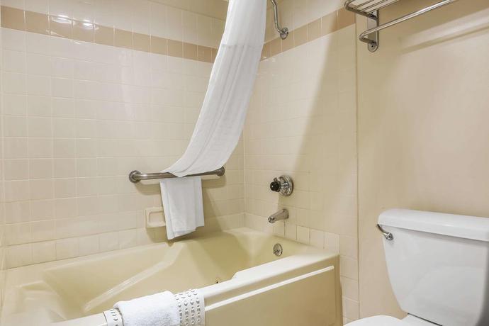 Imagen general del Hotel Quality Inn and Suites Los Angeles Airport - Lax. Foto 14