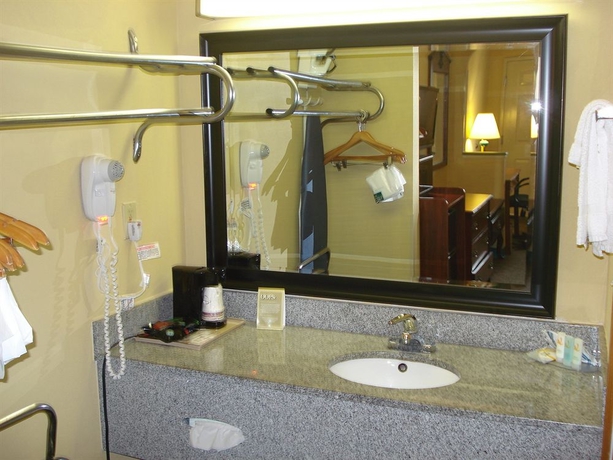Imagen de la habitación del Hotel Quality Inn and Suites Macon North. Foto 5