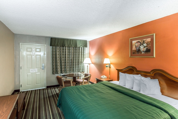 Imagen de la habitación del Hotel Quality Inn and Suites Macon North. Foto 6