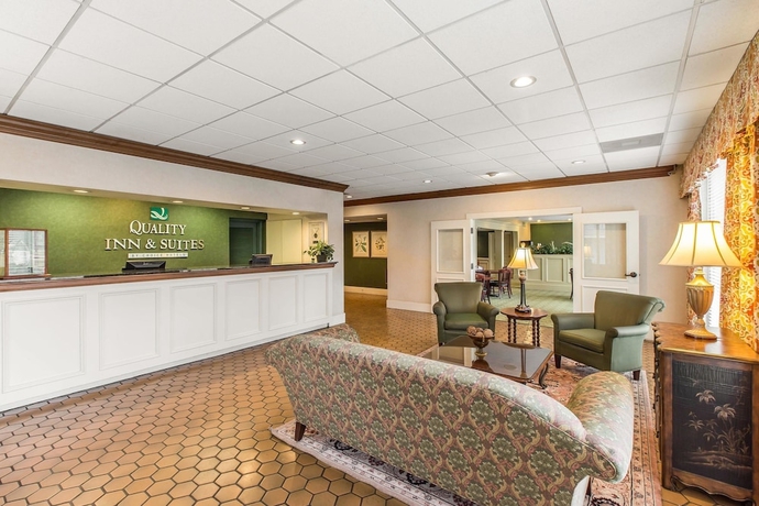 Imagen de los interiores del Hotel Quality Inn and Suites Mcdonough South I-75. Foto 16