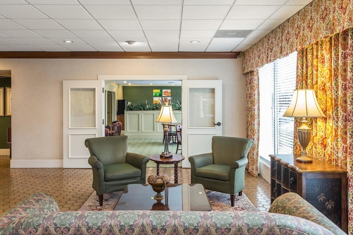 Imagen de los interiores del Hotel Quality Inn and Suites Mcdonough South I-75. Foto 17