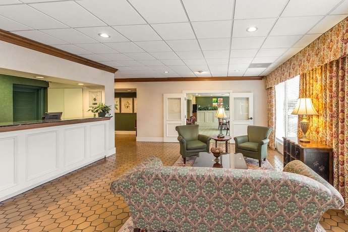 Imagen de los interiores del Hotel Quality Inn and Suites Mcdonough South I-75. Foto 18