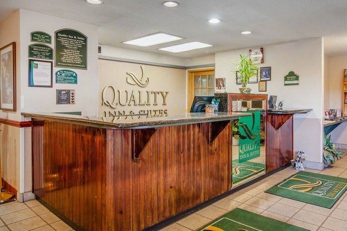 Imagen de los interiores del Hotel Quality Inn and Suites Medford Airport. Foto 13