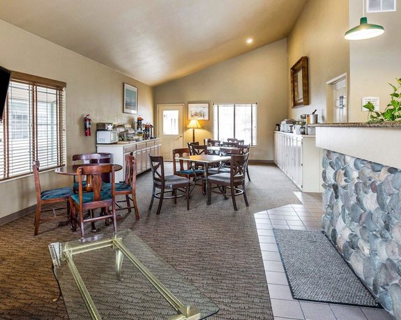 Imagen de los interiores del Hotel Quality Inn and Suites Minden. Foto 18