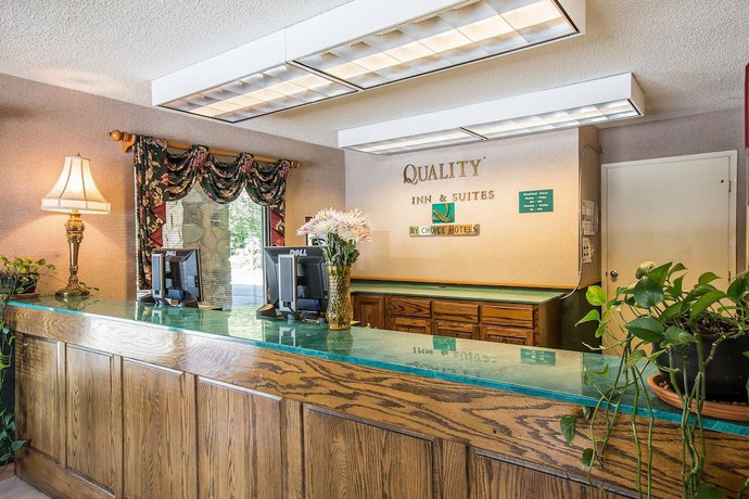 Imagen de los interiores del Hotel Quality Inn and Suites Mt Chalet. Foto 20
