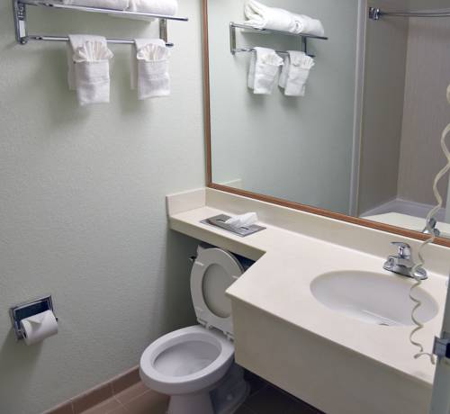 Imagen de la habitación del Hotel Quality Inn and Suites Near I-480 and I-29. Foto 2