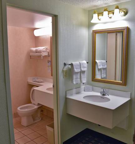 Imagen de la habitación del Hotel Quality Inn and Suites Near I-480 and I-29. Foto 12