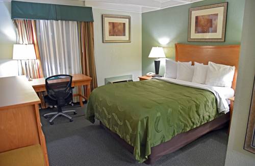 Imagen de la habitación del Hotel Quality Inn and Suites Near I-480 and I-29. Foto 14