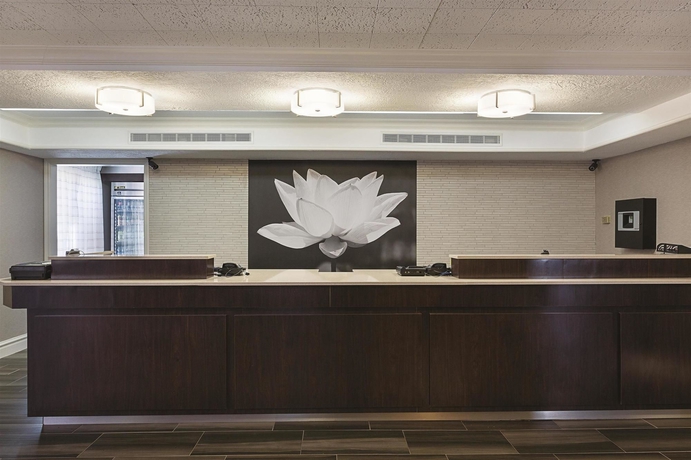 Imagen de los interiores del Hotel Quality Inn and Suites North Charleston - Ashley Phosphate. Foto 13