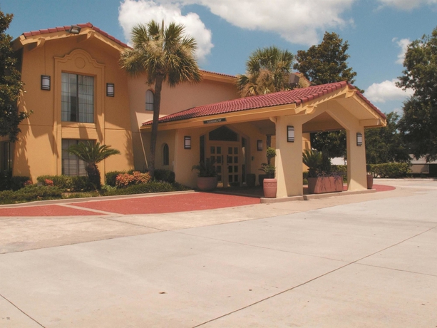 Imagen general del Hotel Quality Inn and Suites North Charleston - Ashley Phosphate. Foto 3