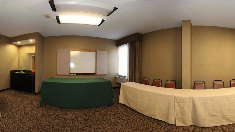 Imagen de los interiores del Hotel Quality Inn and Suites North Little Rock. Foto 15