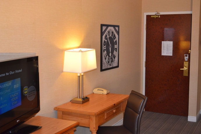 Imagen de la habitación del Hotel Quality Inn and Suites, Oakville. Foto 10
