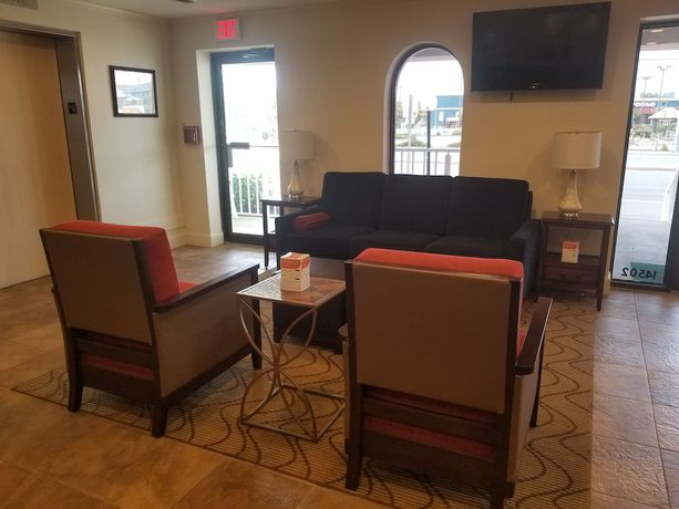 Imagen de los interiores del Hotel Quality Inn and Suites Oceanblock. Foto 20