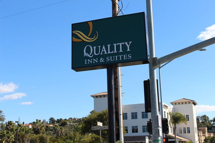 Imagen del bar/restaurante del Hotel Quality Inn and Suites Oceanside Near Camp Pendleton. Foto 3