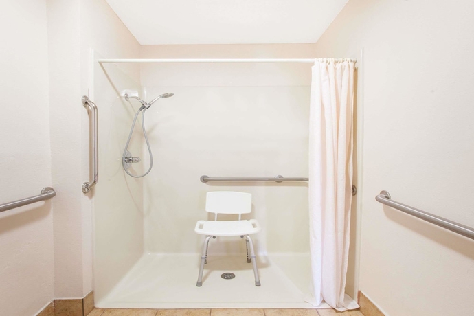 Imagen de la habitación del Hotel Quality Inn and Suites Oklahoma City North. Foto 10