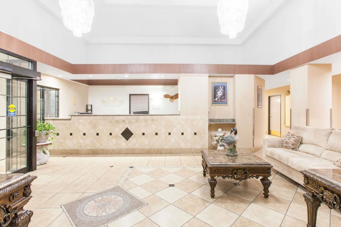 Imagen de los interiores del Hotel Quality Inn and Suites Oklahoma City North. Foto 12