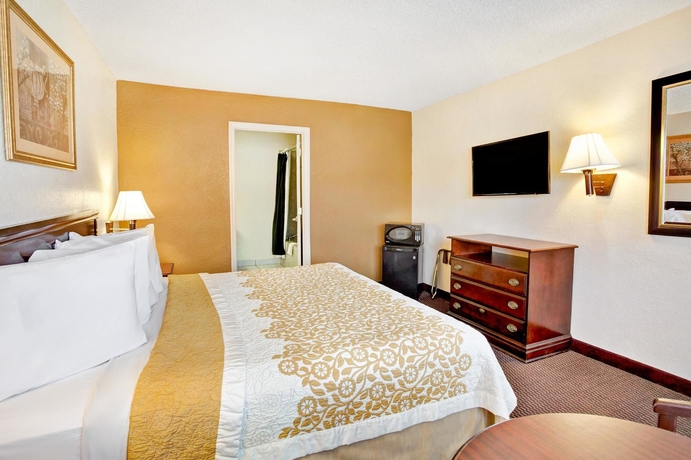 Imagen de la habitación del Hotel Quality Inn and Suites Orlando East - Ucf Area. Foto 6