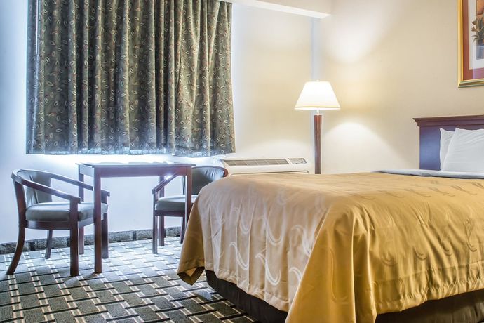 Imagen de la habitación del Hotel Quality Inn and Suites Palm Island Indoor Waterpark. Foto 10