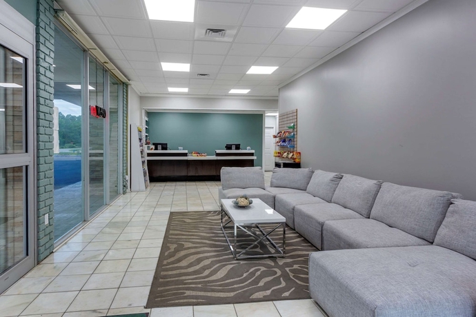 Imagen de los interiores del Hotel Quality Inn and Suites, Pawleys Island. Foto 19