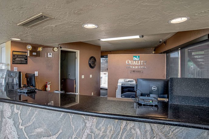 Imagen de los interiores del Hotel Quality Inn and Suites Phoenix Nw - Sun City. Foto 20