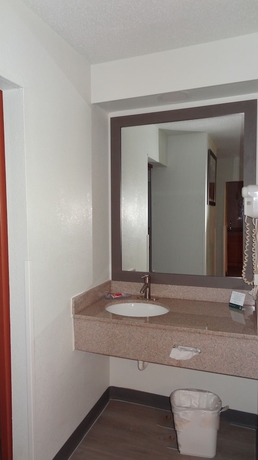 Imagen de la habitación del Hotel Quality Inn and Suites Raleigh North. Foto 7