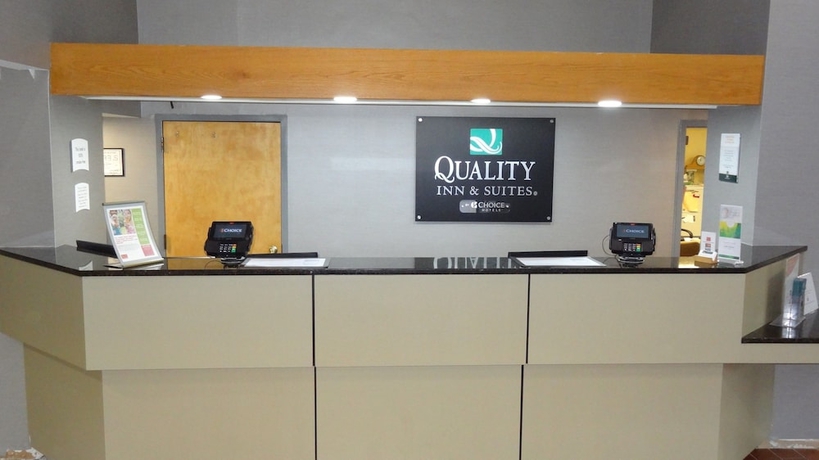 Imagen de los interiores del Hotel Quality Inn and Suites Raleigh North. Foto 14