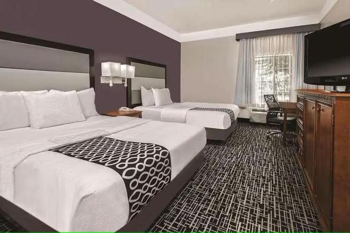 Imagen de la habitación del Hotel Quality Inn and Suites, Rosenberg. Foto 5