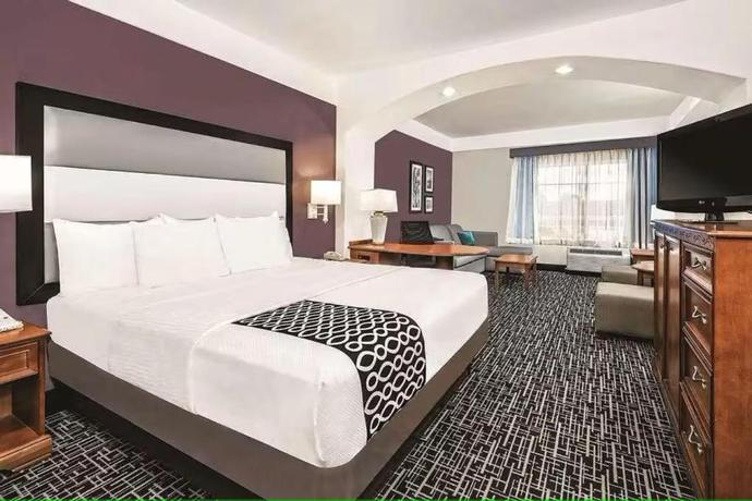 Imagen de la habitación del Hotel Quality Inn and Suites, Rosenberg. Foto 6