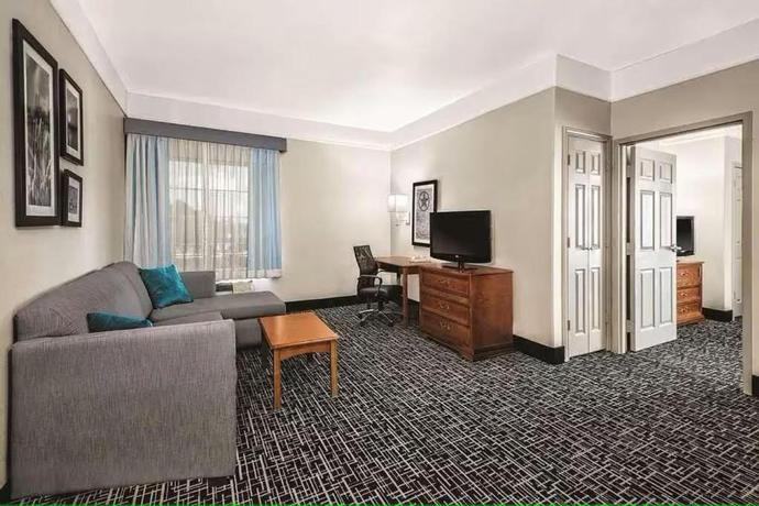 Imagen de la habitación del Hotel Quality Inn and Suites, Rosenberg. Foto 7