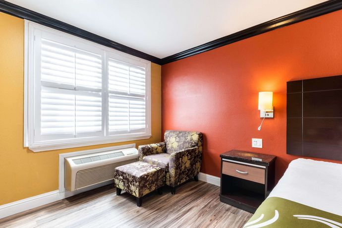 Imagen de la habitación del Hotel Quality Inn and Suites, Sacramento. Foto 17