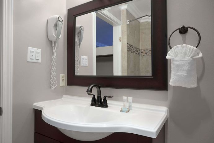 Imagen de la habitación del Hotel Quality Inn and Suites Santa Maria. Foto 8