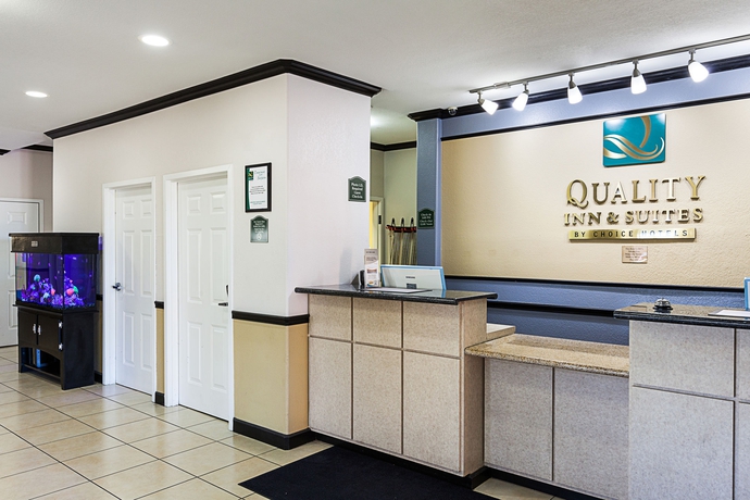Imagen de los interiores del Hotel Quality Inn and Suites Seaworld North. Foto 10
